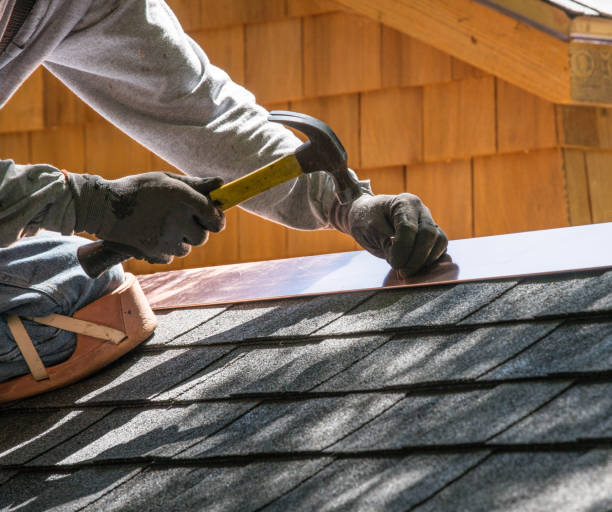 Best Emergency Roof Repair  in Hales Corners, WI